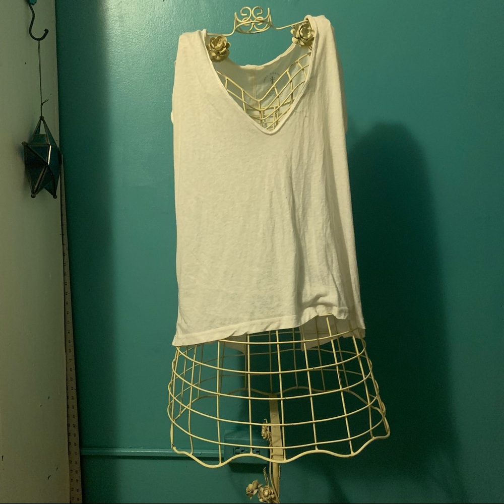 Knot Sisters Tee